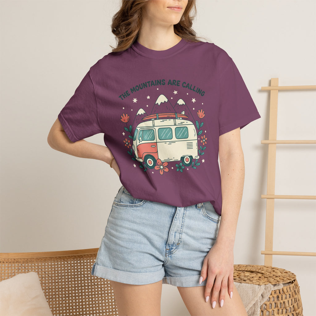 The Moutains are calling- Tshirt