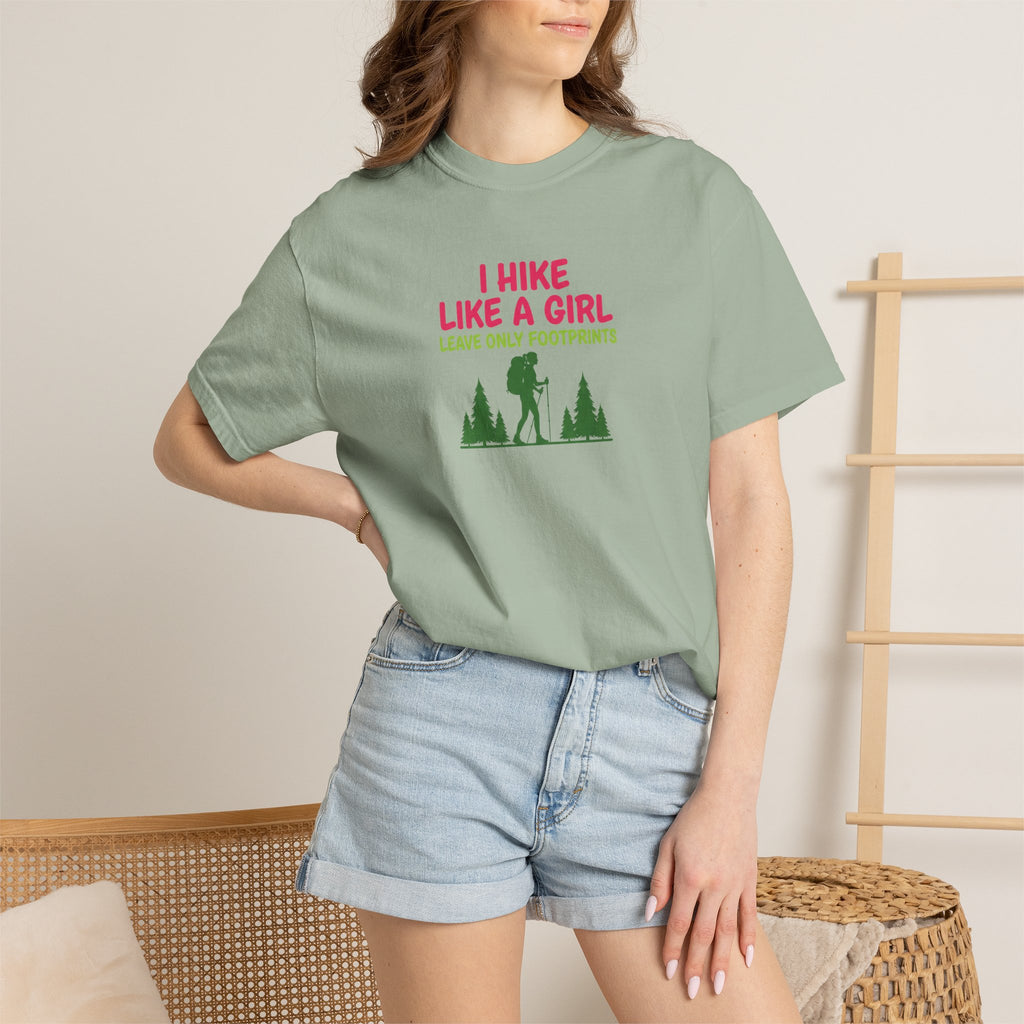 I hike like a girl- Tshirt