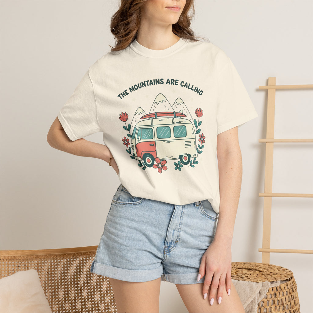 The Moutains are calling- Tshirt