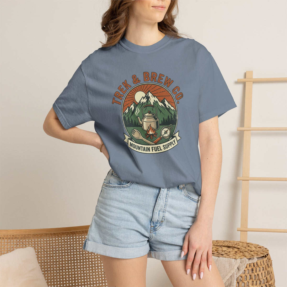 Trek & Brew Co - Tshirt