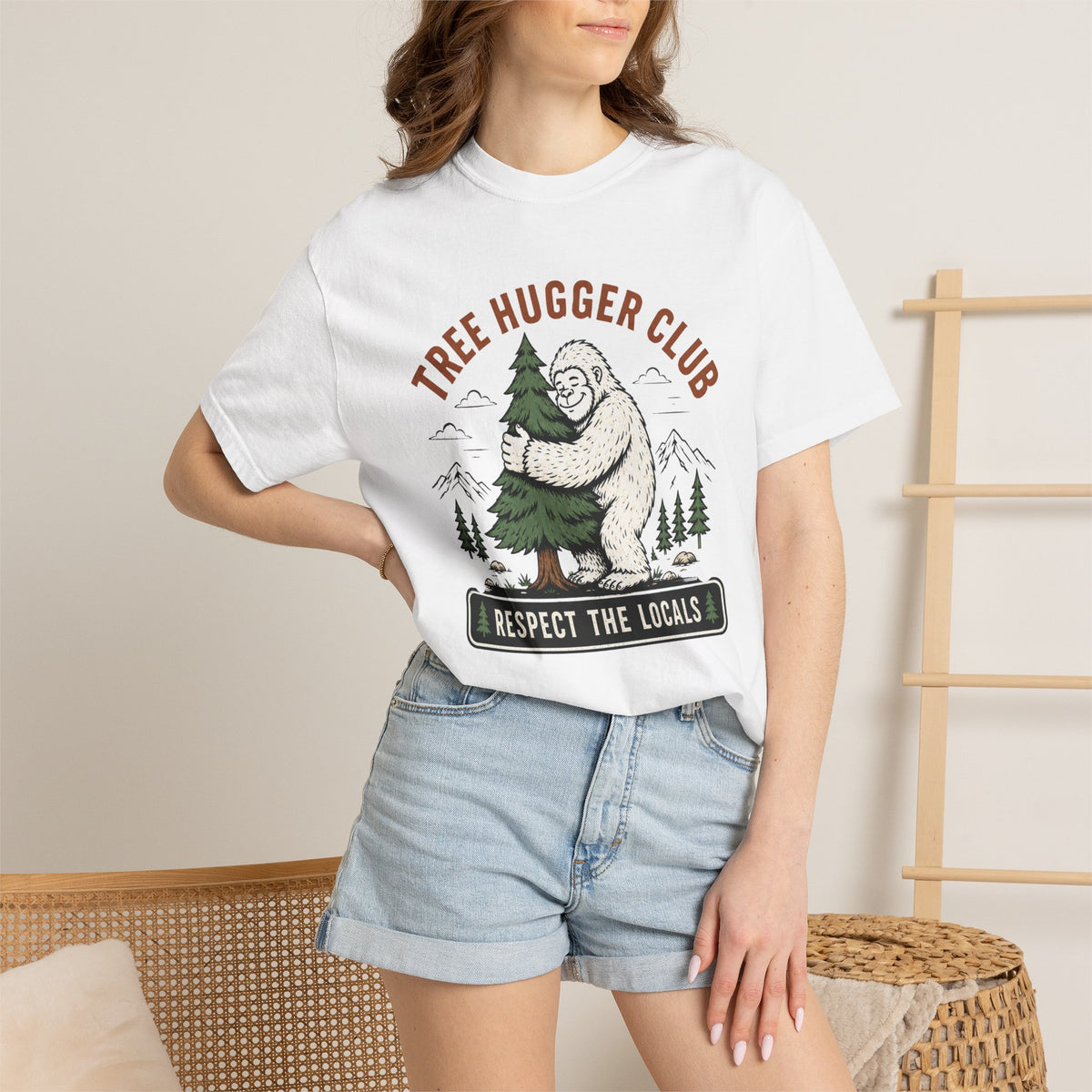 Tree Hugger Club- Tshirt
