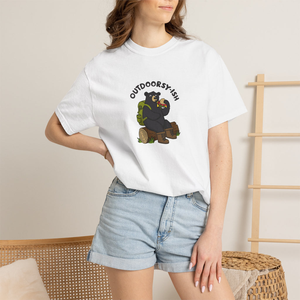Outdoorsy-ish Bear Graphic T-Shirt