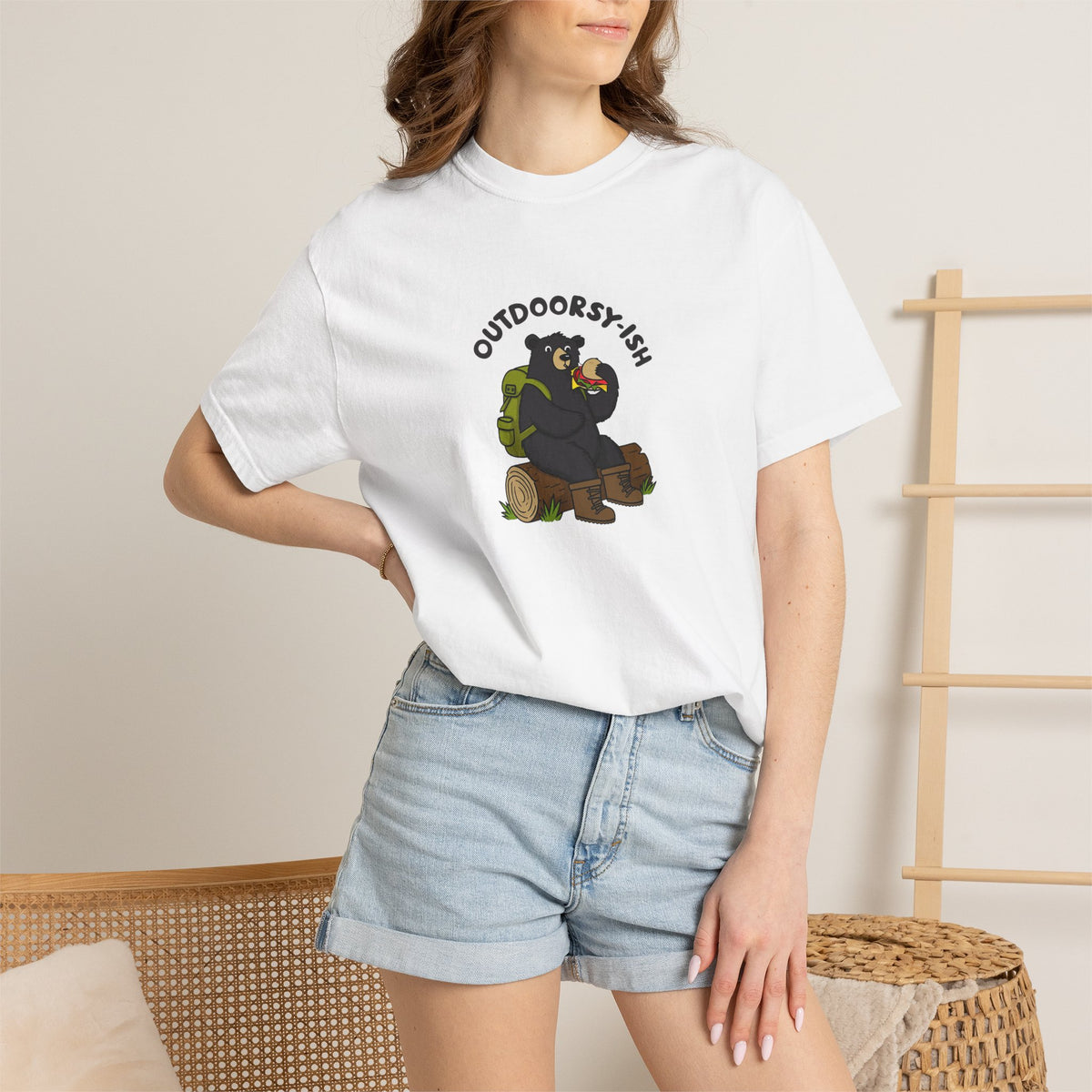 Outdoorsy-ish Bear Graphic T-Shirt