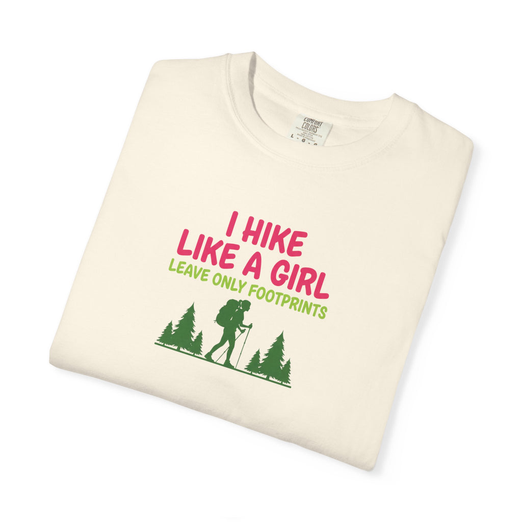 I hike like a girl- Tshirt