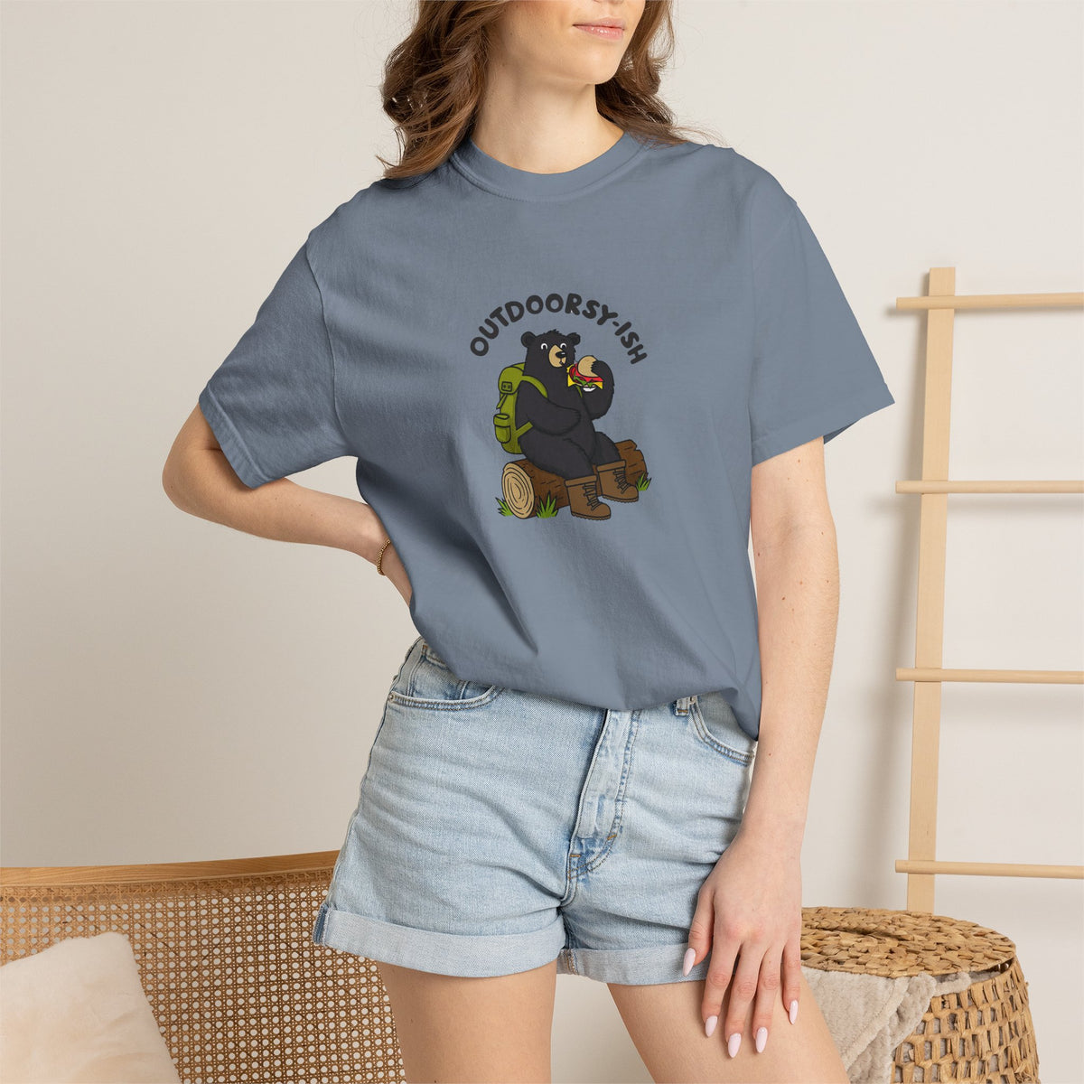 Outdoorsy-ish Bear Graphic T-Shirt