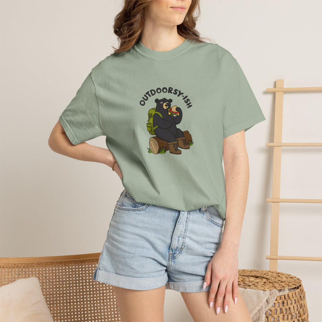 Outdoorsy-ish Bear Graphic T-Shirt