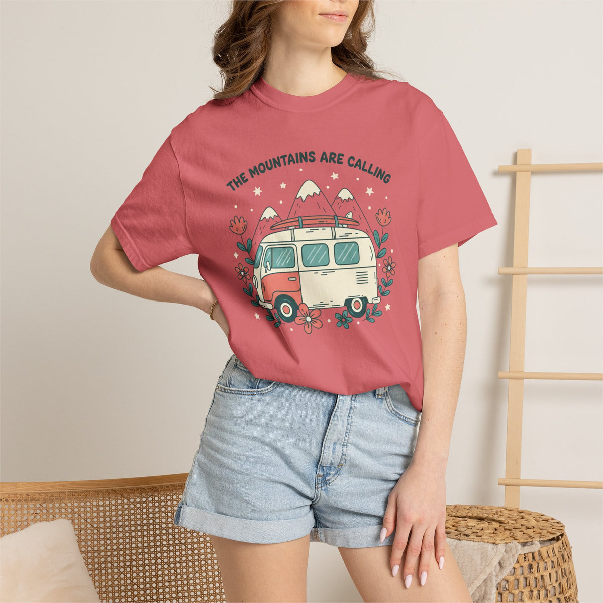 The Moutains are calling- Tshirt