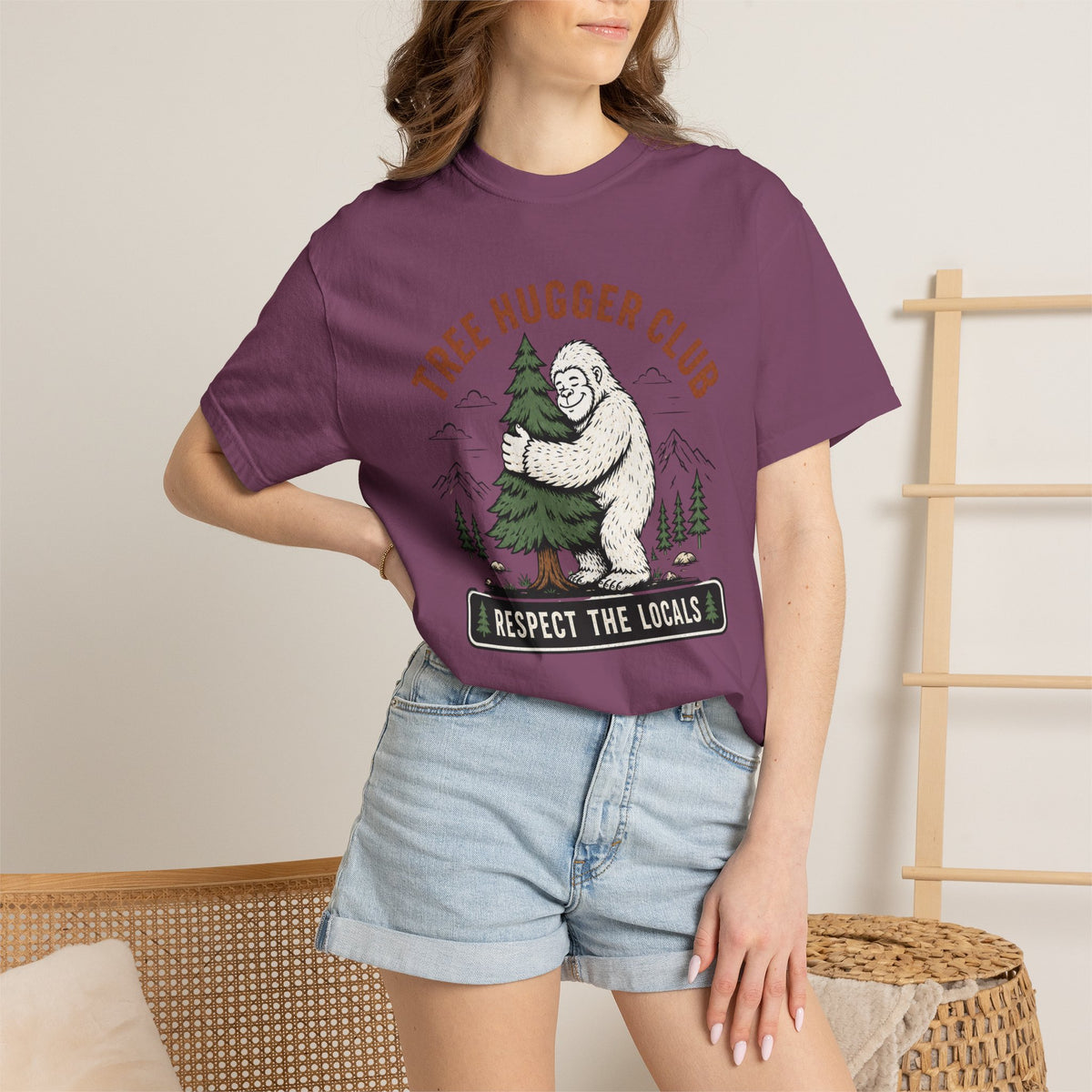 Tree Hugger Club- Tshirt