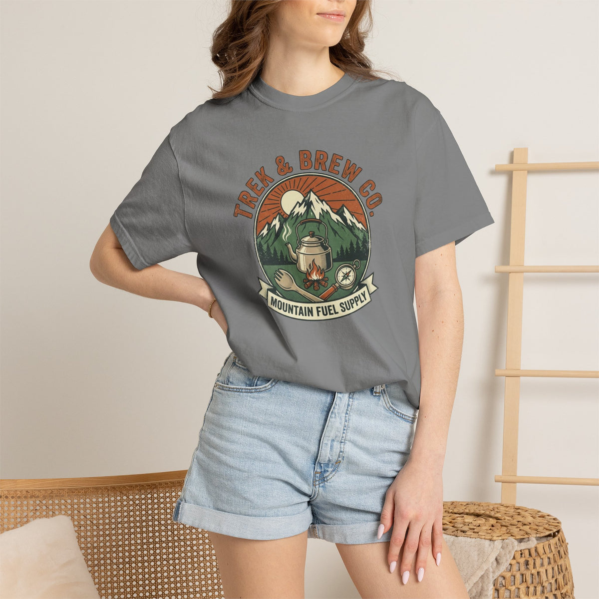 Trek & Brew Co - Tshirt